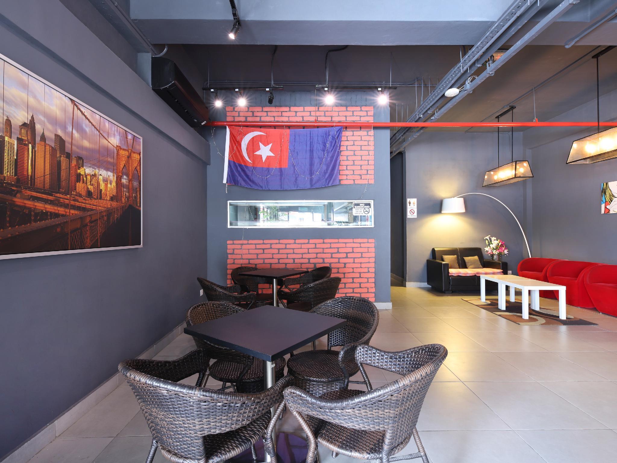 Super Oyo 246 Link Inn جوهر بهرو المظهر الخارجي الصورة