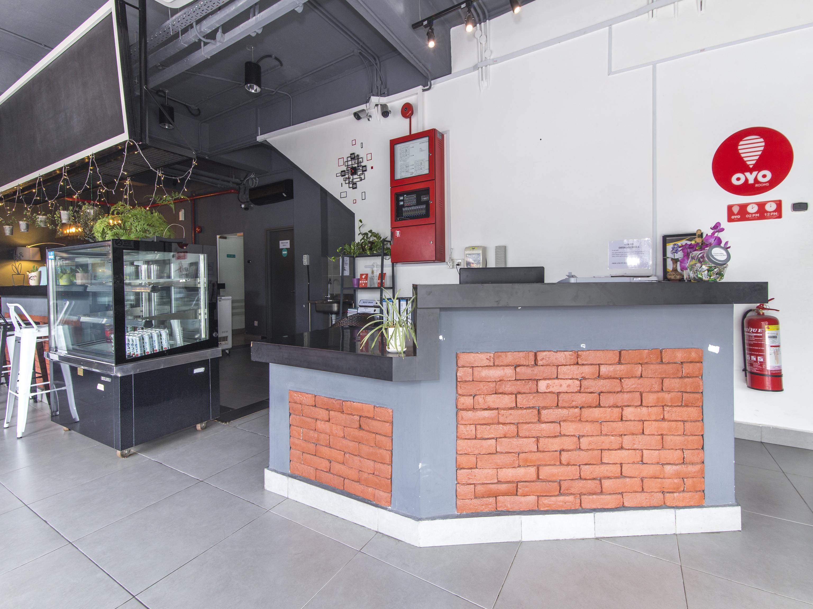 Super Oyo 246 Link Inn جوهر بهرو المظهر الخارجي الصورة