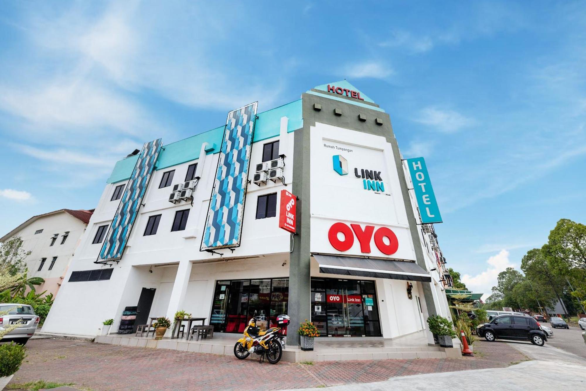 Super Oyo 246 Link Inn جوهر بهرو المظهر الخارجي الصورة