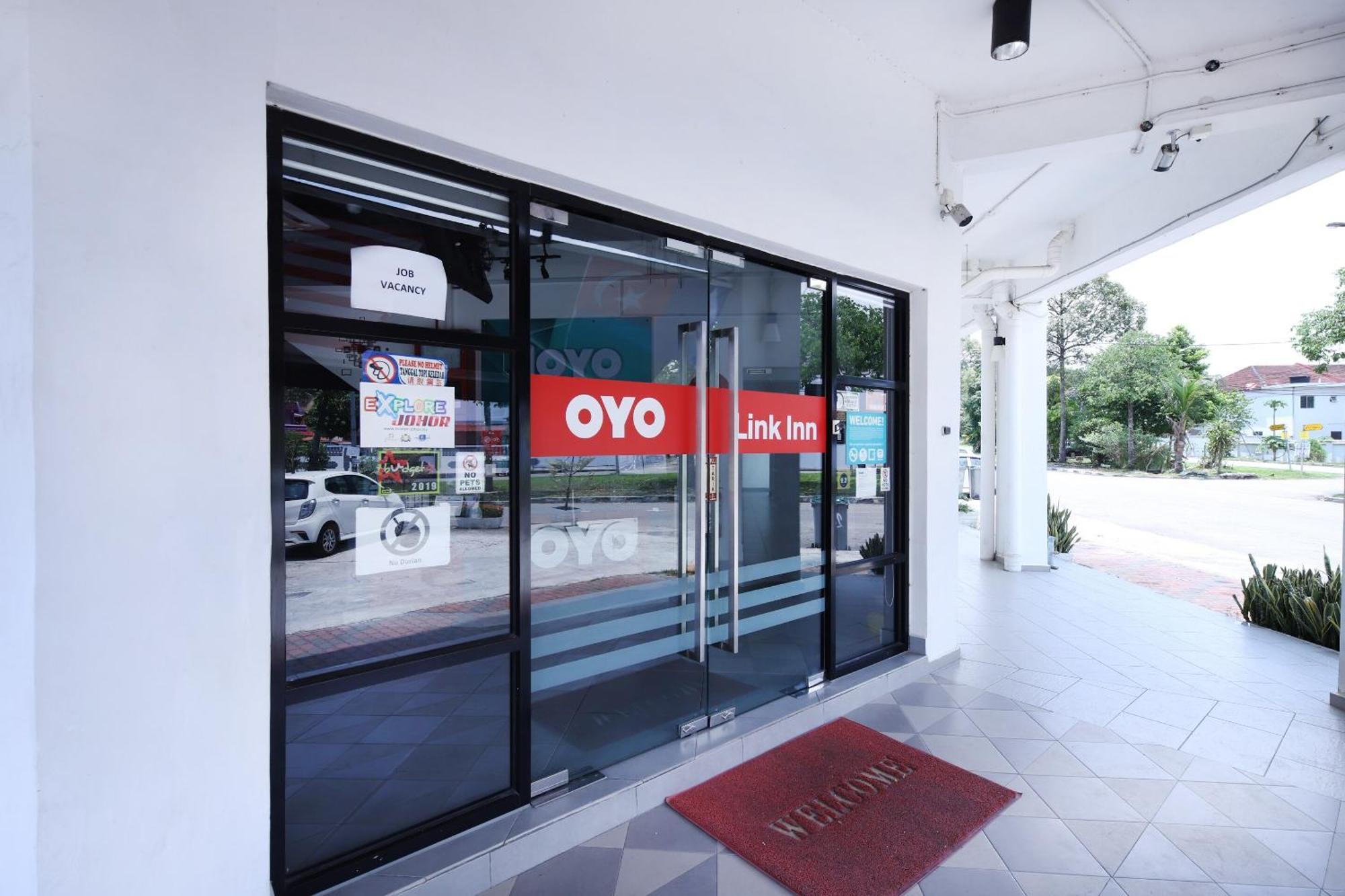 Super Oyo 246 Link Inn جوهر بهرو المظهر الخارجي الصورة
